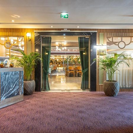 ホテル グランド モガドール シティ センター カサブランカ エクステリア 写真